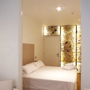 Pensjonat Cosmopolitan Boutique Rambla Barcelona