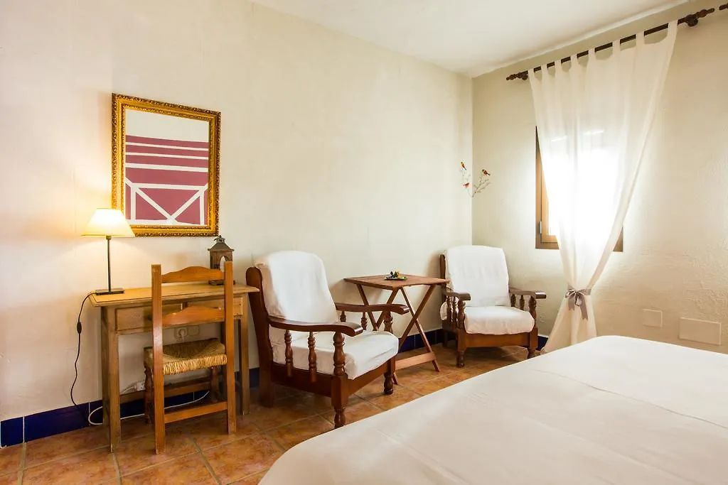 **  Cortijo Carrillo Bed & Breakfast Cartaojal Spain