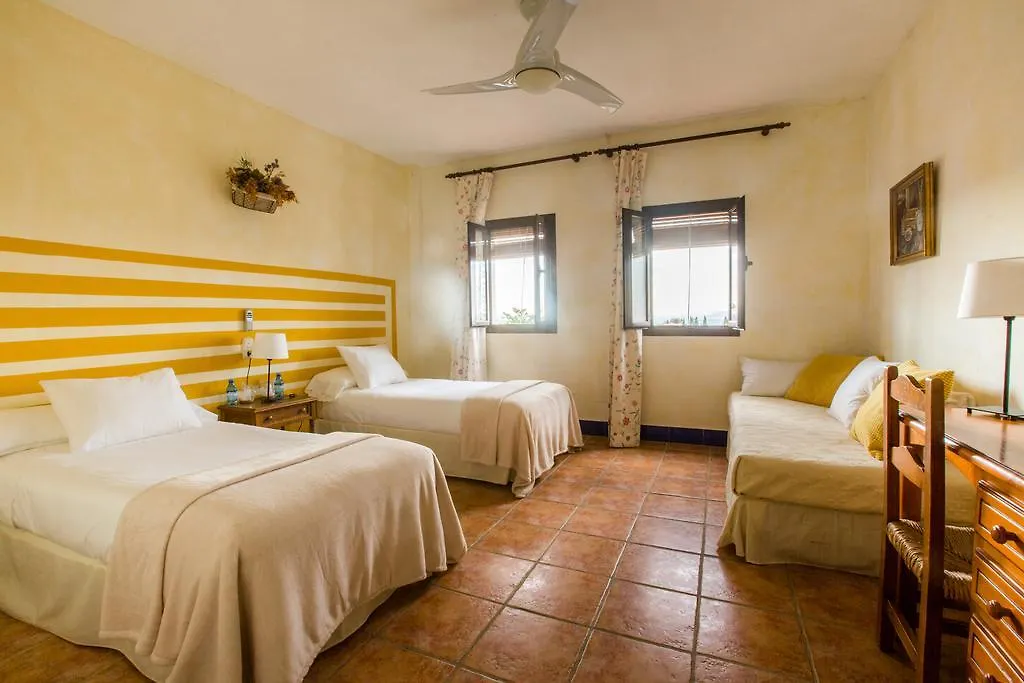 Cortijo Carrillo Bed & Breakfast Cartaojal